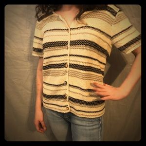 Button down knitted shirt